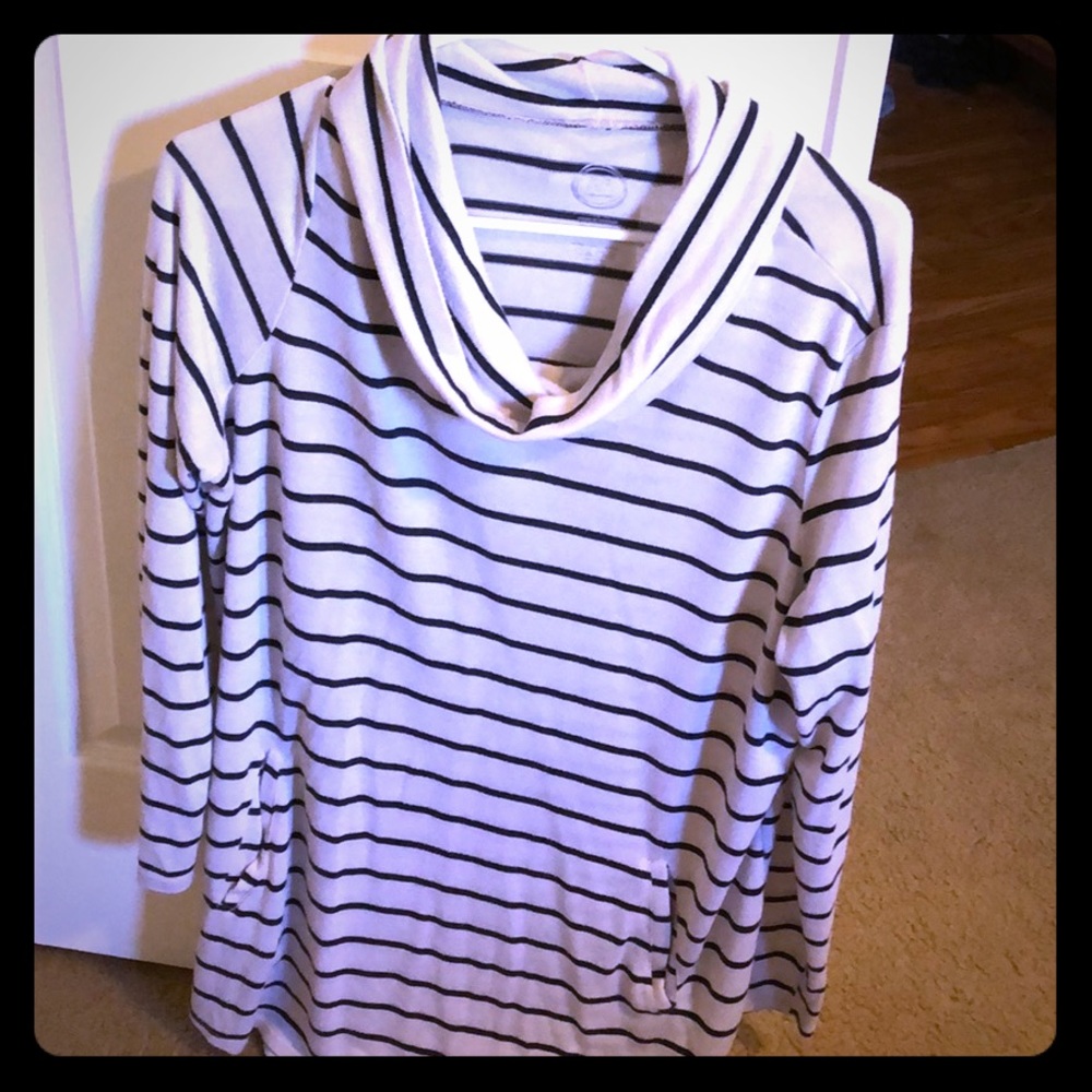 Long sleeve top